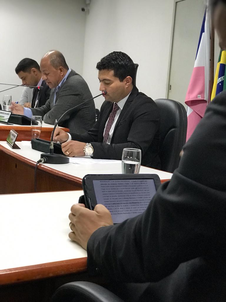 CÂMARA MUNICIPAL DE SOORETAMA REALIZA A PRIMEIRA SESSÃO UTILIZANDO TABLETS