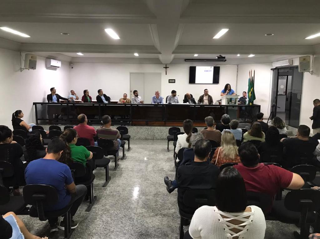 AUDIÊNCIA PÚBLICA - CÂMARA LEGISLATIVA DEBATE A POLÍTICA DE EDUCAÇÃO INCLUSIVA NO MUNICÍPIO DE SOORETAMA.